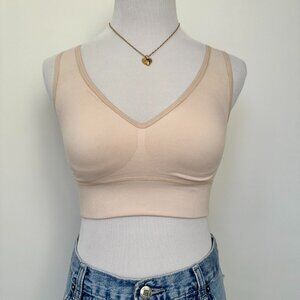 nude seamless brasier